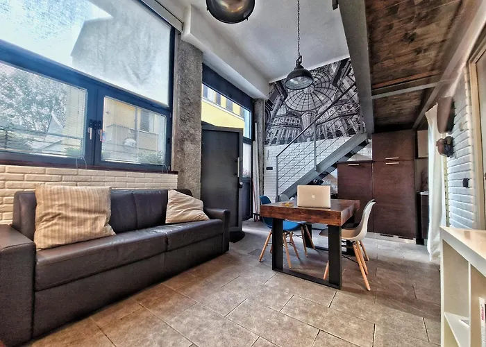 アパート Loft Centro, 10 Min From Duomo ミラノ