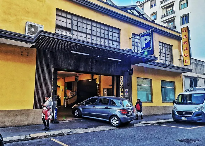 アパート Loft Centro, 10 Min From Duomo *